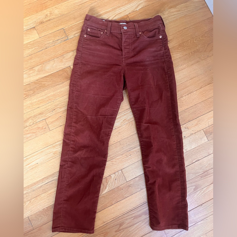 Levi's Wedgie Straight Rust Corduroy slim Pants 26 x 28